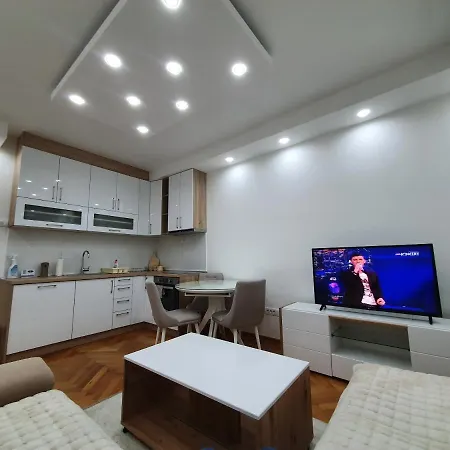Apartment Central1 *